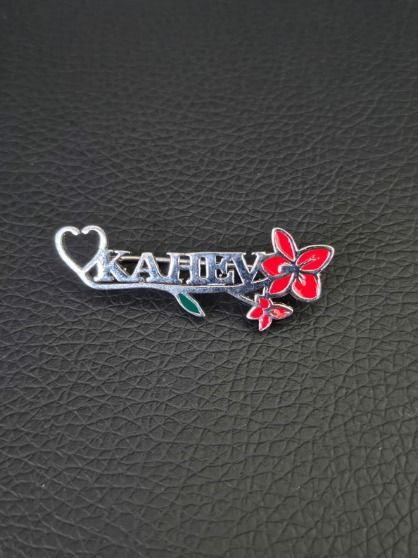 KAHEV Gümüş Rengi Broş Kırmızı Çiçek
