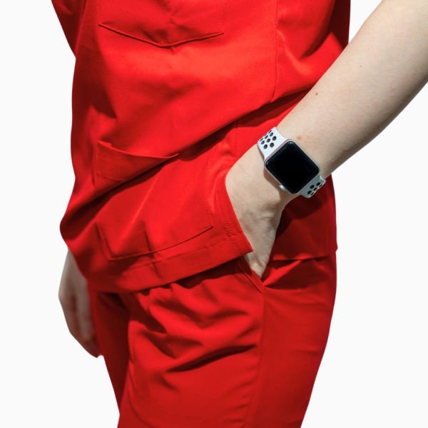 Kırmızı Yarasa Kol Kadın Cerrahi Forma