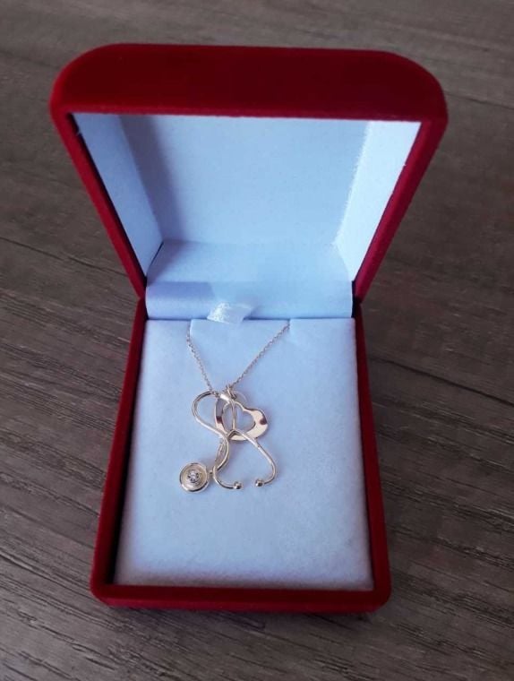 Steteskop Kolye Gold Rengi