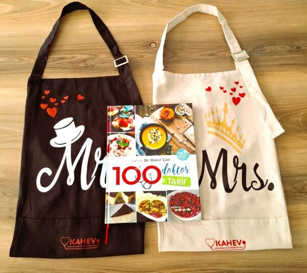 100 Dr. 100 Tarif & Mrs.-Mr. Mutfak Önlüğü Seti